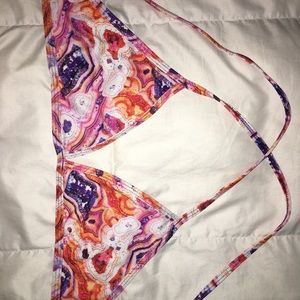 Jolyn KL triangle top